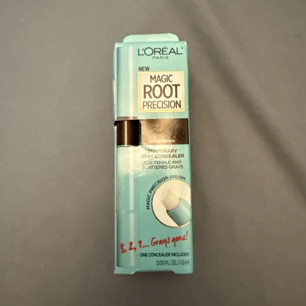 L'Oreal Magic Root Precision Medium Brown Gray Concealer Brush NEW